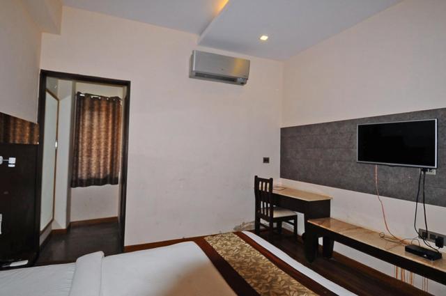 Hotel Rudra Vilas Agra  Esterno foto