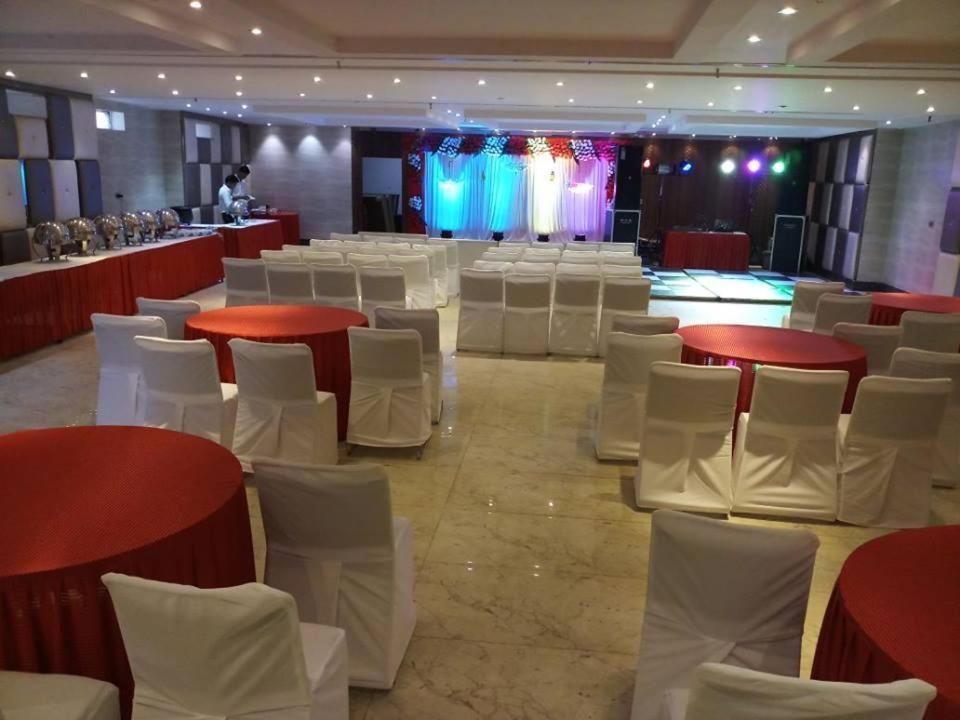 Hotel Rudra Vilas Agra  Esterno foto